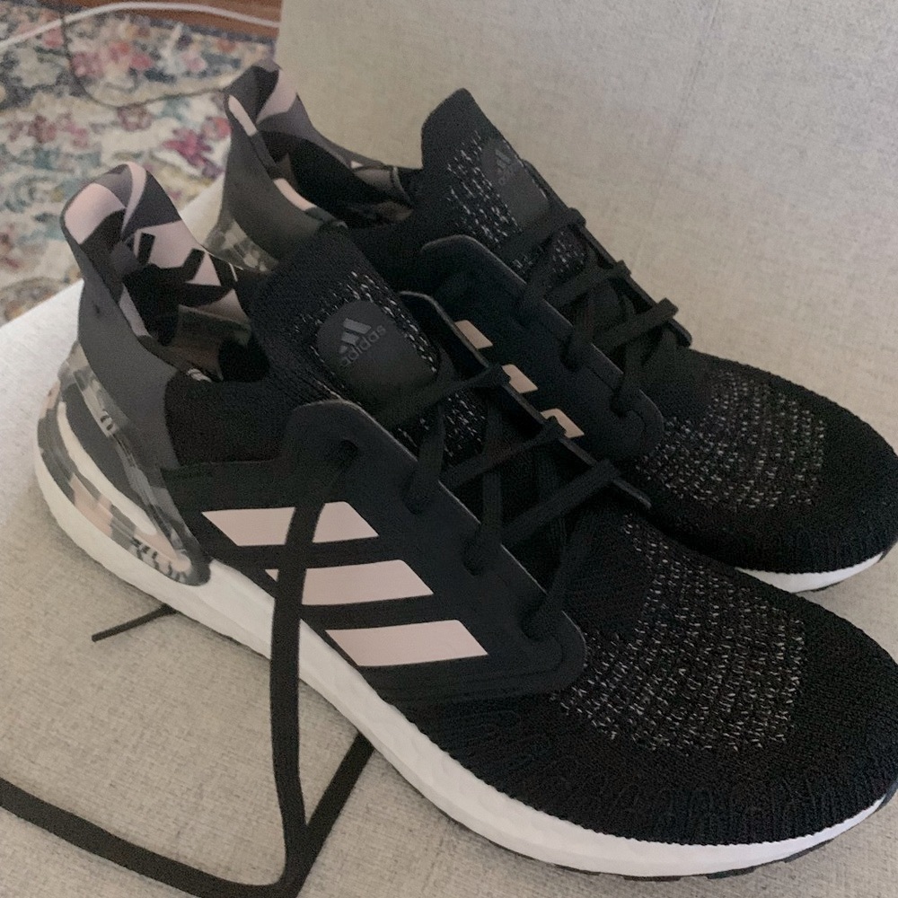 Like New Adidas Ultraboost 20